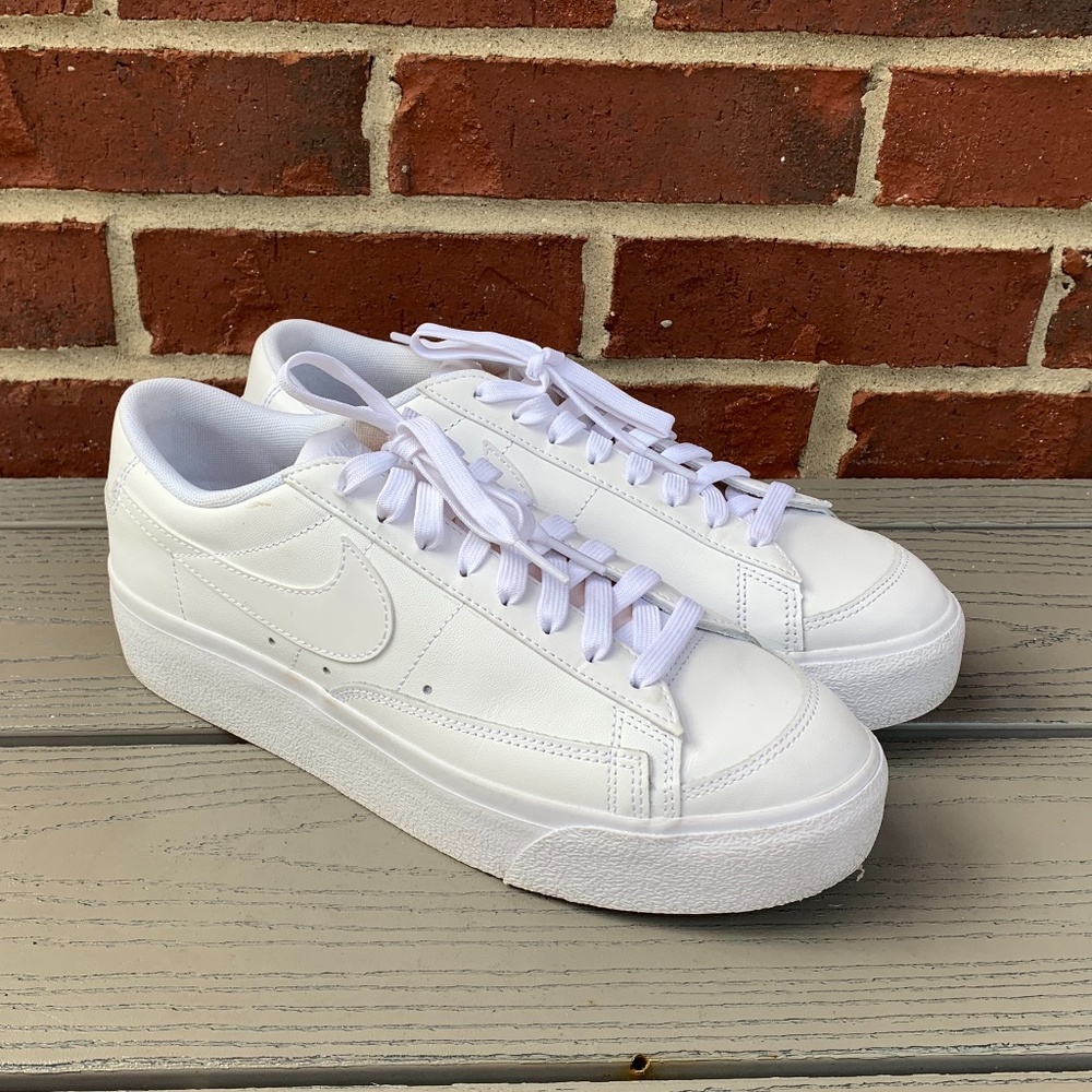 Nike Blazer Low Platform Sneaker - Picture 2 of 13